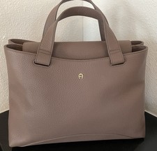 Aigner selma handtasche gebraucht kaufen  Königsbrunn