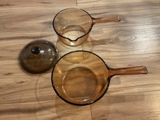 Panela de molho de vidro vintage Corning Ware Vision âmbar 1L 1 litro com tampa lote de 2  comprar usado Panela de molho de vidro vintage Corning Ware Vision âmbar 1L 1 litro com tampa lote de 2  comprar usado  Enviando para Brazil