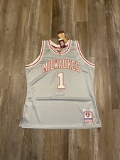 oscar robertson jersey for sale  Watertown