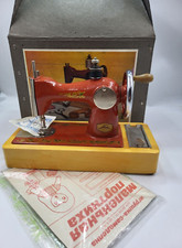 Mini máquina de costura vintage soviética original brinquedo infantil na caixa rara anos 80 funciona comprar usado  Enviando para Brazil