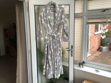 Dressing gown robe for sale Dressing gown robe for sale  BURTON-ON-TRENT