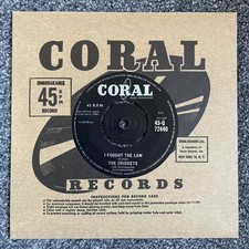 Crickets fought law for sale  BIRMINGHAM