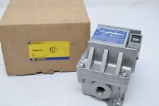New square 9001br215 for sale  Ventura