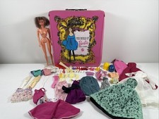 VINTAGE 1968 BARBIE CASE MATTEL THE WORLD OF BARBIE Nº 1002 com Boneca Lote 60 70 80 comprar usado  Enviando para Brazil