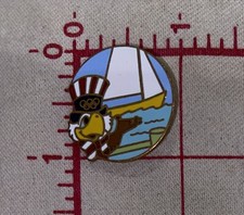 Los Angeles 1984 XXIII Olympic Summer Games Pin Sam Eagle Sailing Skiff Windsurf comprar usado  Enviando para Brazil