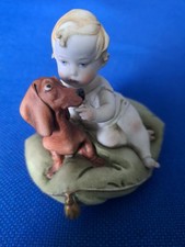 Chłopiec z Jamnikiem figurka porcelana 1959 r. Giuseppe Cappe nr seryjny 349. na sprzedaż  PL