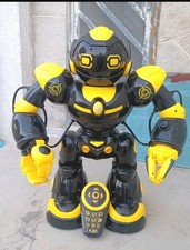 Robot con telecomando usato  Taranto