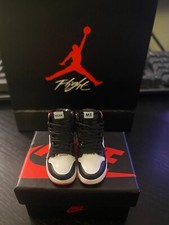 Mini tênis 3D Jordan Dunk Air SB miniatura colecionável grau Yeezy comprar usado  Enviando para Brazil