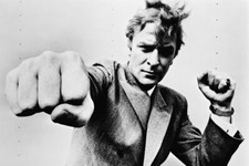Poster michael caine usato  Spedire a Italy