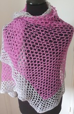 Grand chale crocheté d'occasion  Pont-Sainte-Maxence