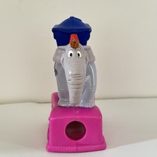 1994 McDonalds Happy Meal Disneyland Adventures Aladdin & Jasmine at Oasis Novo comprar usado  Enviando para Brazil