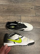 Usado, Chuteiras brancas Nike CTR360 Libretto/Maestri FG 366241-131 uk9 us10 eu44 comprar usado Usado, Chuteiras brancas Nike CTR360 Libretto/Maestri FG 366241-131 uk9 us10 eu44 comprar usado  Enviando para Brazil