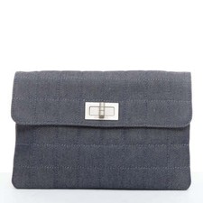 Usado, Bolsa clutch CHANEL Mademoiselle barra de chocolate denim azul acolchoada comprar usado  Enviando para Brazil