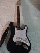 Chitarra elettrica usata usato  Luzzi