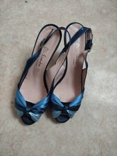 Scarpe col tacco usato  Vergato