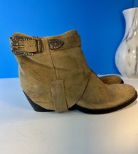 Vera gomma women for sale  La Mesa