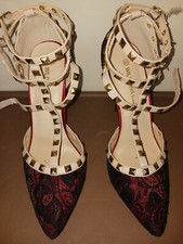 Wild diva lounge for sale  Saint Petersburg