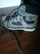 Scarponi trekking donna usato  Seregno