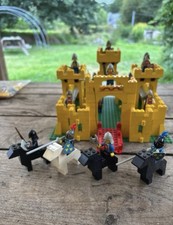 Lego château fort d'occasion  Bégard