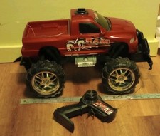 Dodge Ram SRT-10 Controle Remoto Rc Off-road Monster Racing Caminhão de Brinquedo, 49.860 MHZ, usado comprar usado  Enviando para Brazil