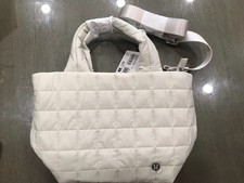 Lululemon quilted grid for sale  Ridgefield