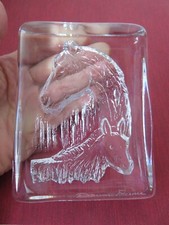 Presse papier cristal d'occasion Presse papier cristal d'occasion  Guilherand-Granges