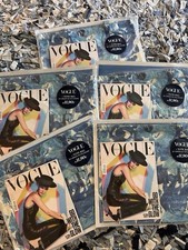 Vogue tote bag usato  Portogruaro