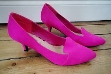 Escarpins suédine rose d'occasion Escarpins suédine rose d'occasion  Soissons