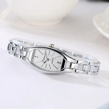 Montre femme élégante d'occasion  Saint-Symphorien-d'Ozon