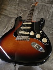 Stratocaster FENDER Classic Series anos 60 comprar usado  Enviando para Brazil