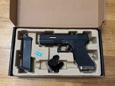 Airsoft glock w417 d'occasion  Rouffignac-Saint-Cernin-de-Reilhac