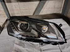 Proiettore faro anteriore usato Proiettore faro anteriore usato  Savigliano