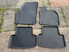Genuine skoda karoq for sale  CRAWLEY