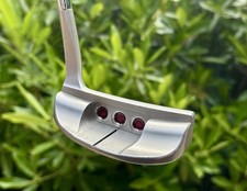 putter scotty cameron golo usato putter scotty cameron golo usato Spedire a Italy
