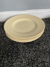 Six dinner plates for sale  BOURNEMOUTH