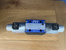 Poclain cetop valve for sale Poclain cetop valve for sale  HOLYWELL