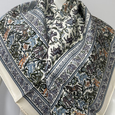 Hermes scarf new d'occasion  Expédié en Belgium
