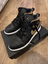 Nike jordan boys for sale  ADDLESTONE