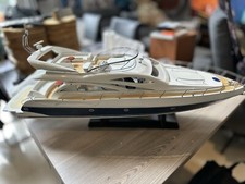 Sunseeker maquette yacht d'occasion  Lagny-sur-Marne