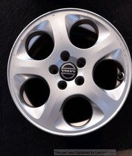 8646402 cerchio lega usato 8646402 cerchio lega usato  Italia