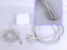 Original apple macbook for sale  BEACONSFIELD