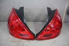 Lanterna traseira modelo inicial Peugeot 308 direita H esquerda e direita usada grau C, usado comprar usado  Enviando para Brazil