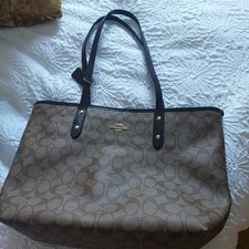 Beautiful coach tote.. for sale  SWANSEA