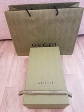 Gucci grande boîte d'occasion  La Garenne-Colombes