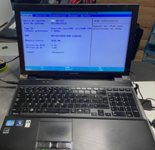 Ordinateur portable toshiba d'occasion  Saint-Hilaire-du-Rosier