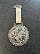 Médaillon étain décor d'occasion  Albert