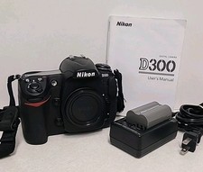 Câmera Digital SLR Nikon D300 12.3MP Apenas Corpo Contagem do Obturador 28.000  comprar usado Câmera Digital SLR Nikon D300 12.3MP Apenas Corpo Contagem do Obturador 28.000  comprar usado  Enviando para Brazil