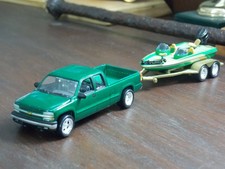 Playing Mantis 2000 Chevy Silverado com barco baixo e reboque hot wheels caixa de fósforos comprar usado  Enviando para Brazil