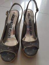 Scarpe donna zeppa usato  Tivoli
