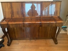 Piano droit marque d'occasion  Sainte-Geneviève-des-Bois